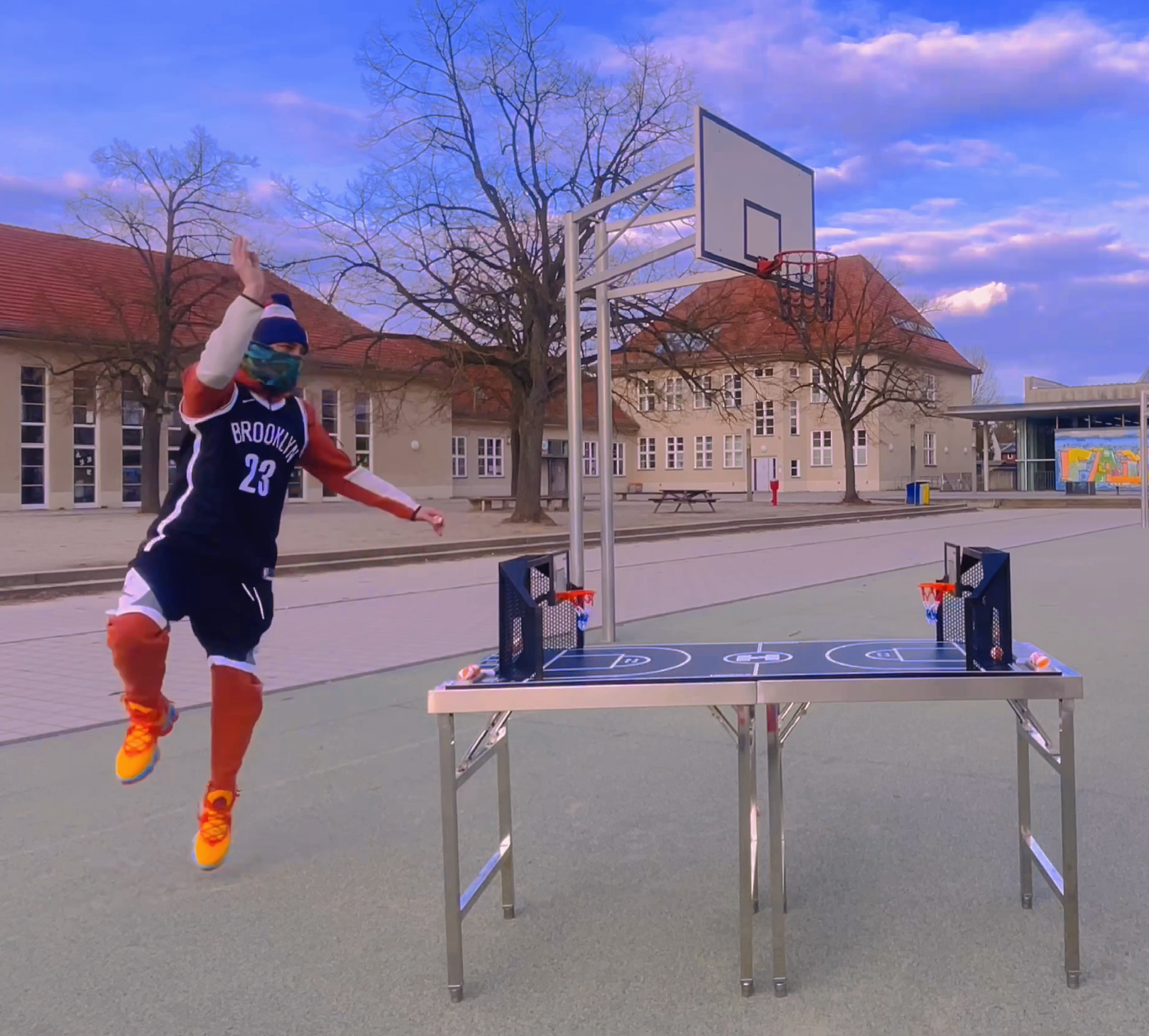 Finishe mit einem 3-Pointer.